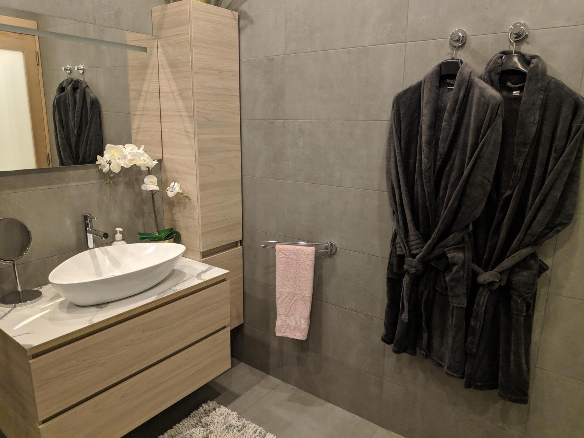 Gaia St Paul'S Bay Modern Cosy Apartment เซนต์พอลส์เบย์ ภายนอก รูปภาพ